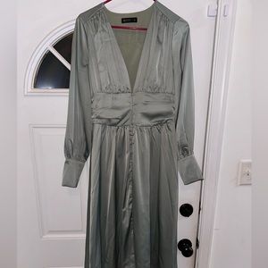 Sage meets Silk Tea Dress MOFT